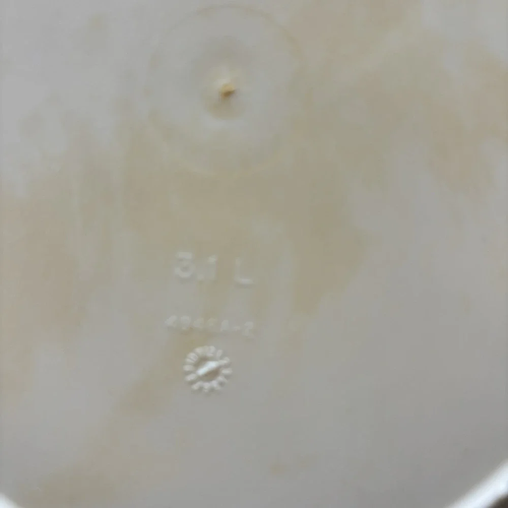 Tupperware complete serving